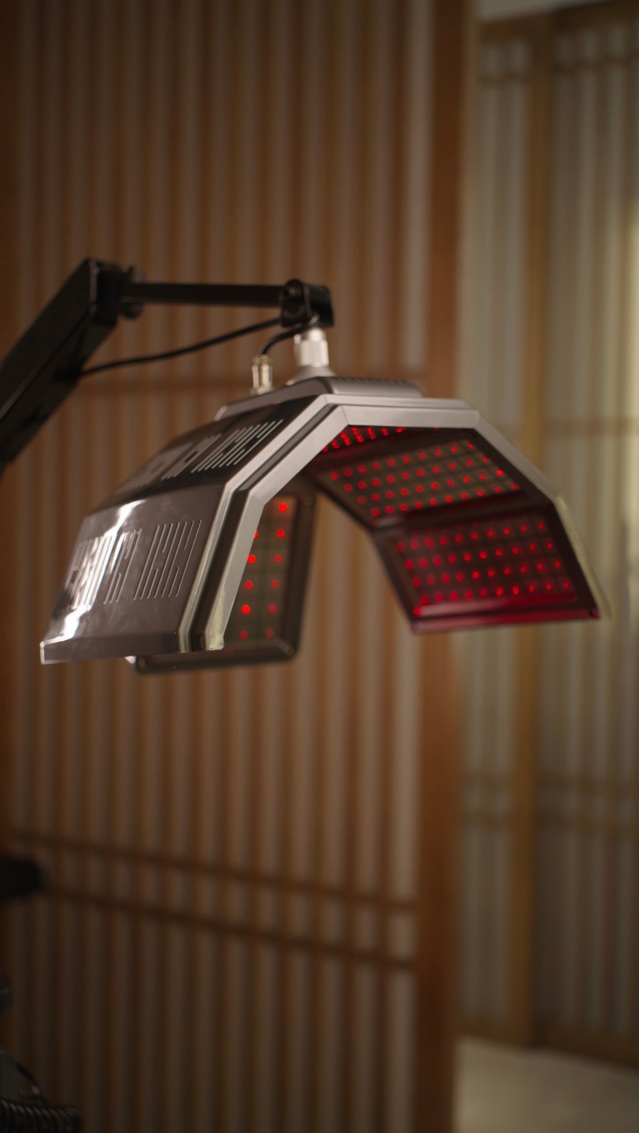 LED light therapy panel